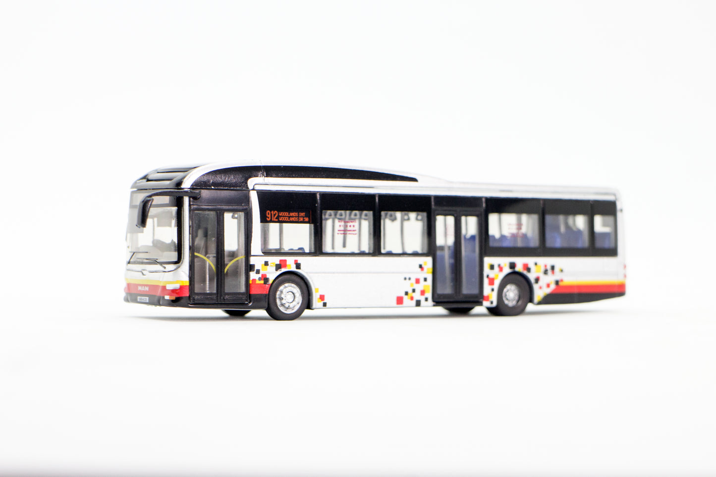 Bus A22 Silver - Svc.912